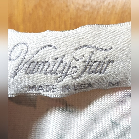 VTG Vanity Fair Button-down Floral Nightgown/Robe Size M - Picture 8 of 8